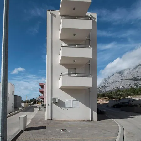 Apartment International Radic *