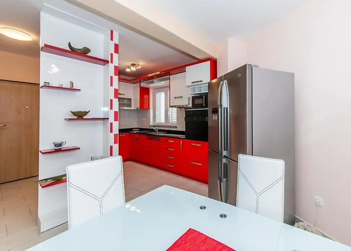 International Radic * Makarska